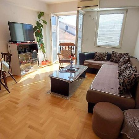 Crypto Apartment Skopje Esterno foto