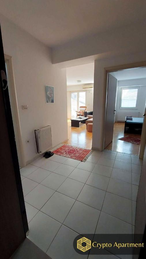 Crypto Apartment Skopje Esterno foto