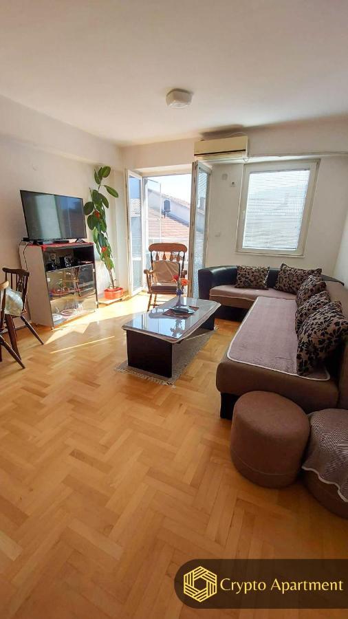 Crypto Apartment Skopje Esterno foto