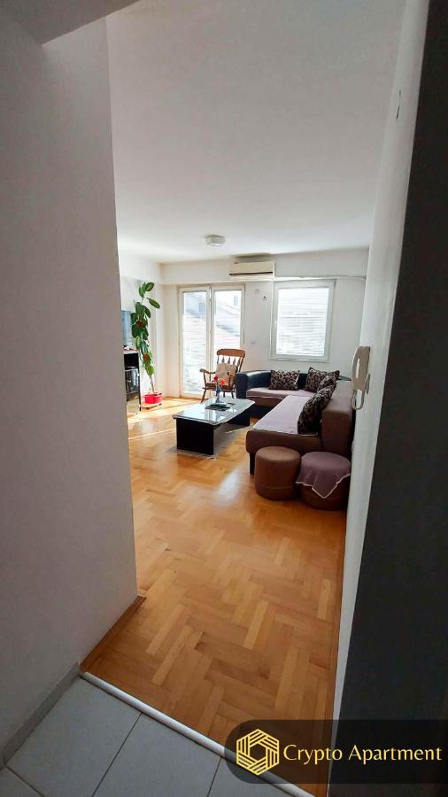 Crypto Apartment Skopje Esterno foto