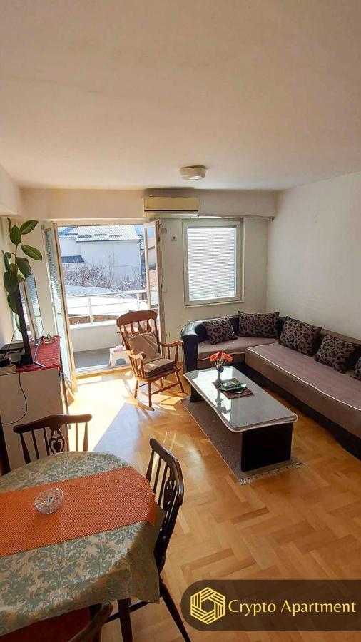 Crypto Apartment Skopje Esterno foto