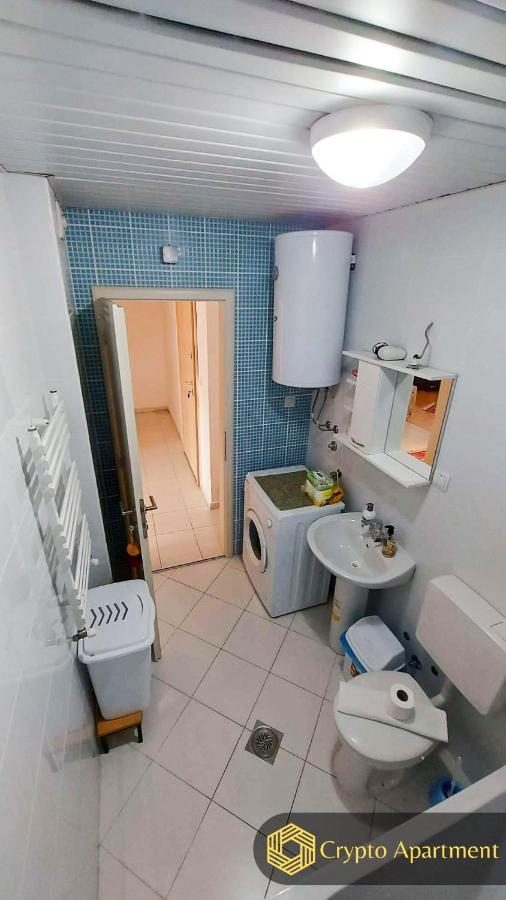 Crypto Apartment Skopje Esterno foto