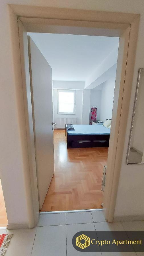 Crypto Apartment Skopje Esterno foto